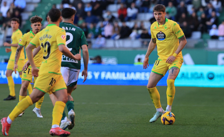 Caminos opuestos para Tosic y Genreau