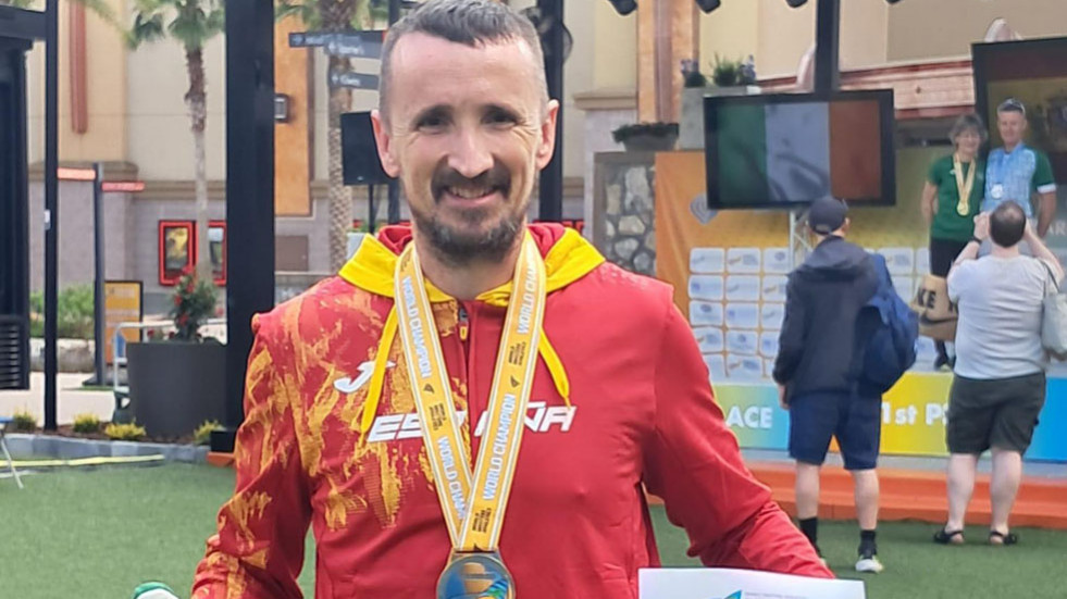 Triple oro para Iván Morales en el Campeonato del Mundo máster