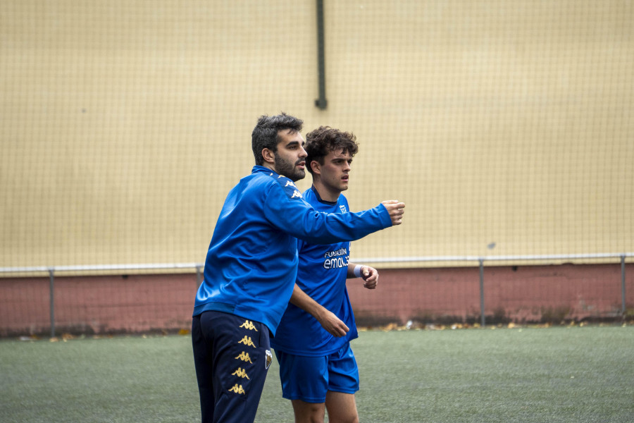 Marejada en el Orillamar: El director deportivo Iván releva a Juanjo en el banquillo