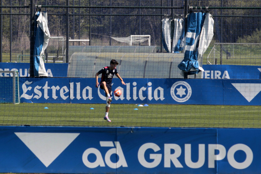 Obrador, en busca de buenas sensaciones para estar en el Deportivo-Tenerife