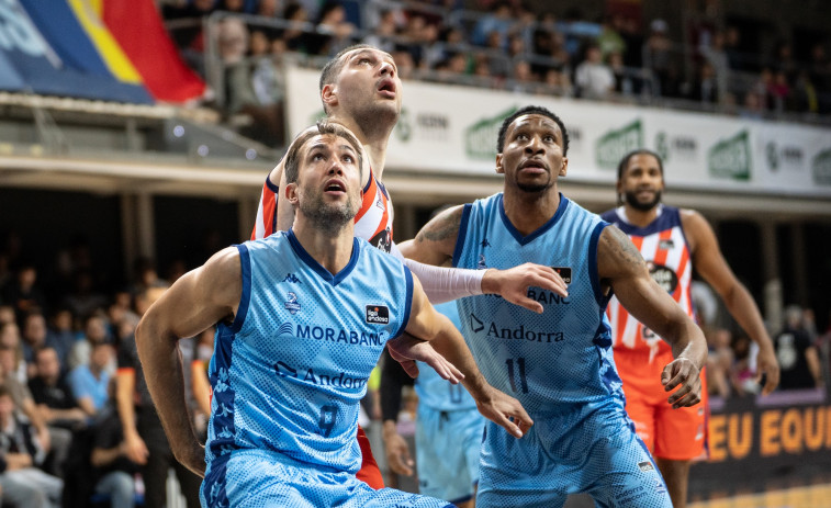 Diez de cien: otro lunar en el debut del Leyma Coruña