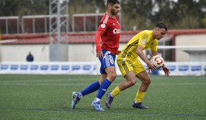 El Bergantiños se aleja del playoff tras una injusta derrota ante el Langreo