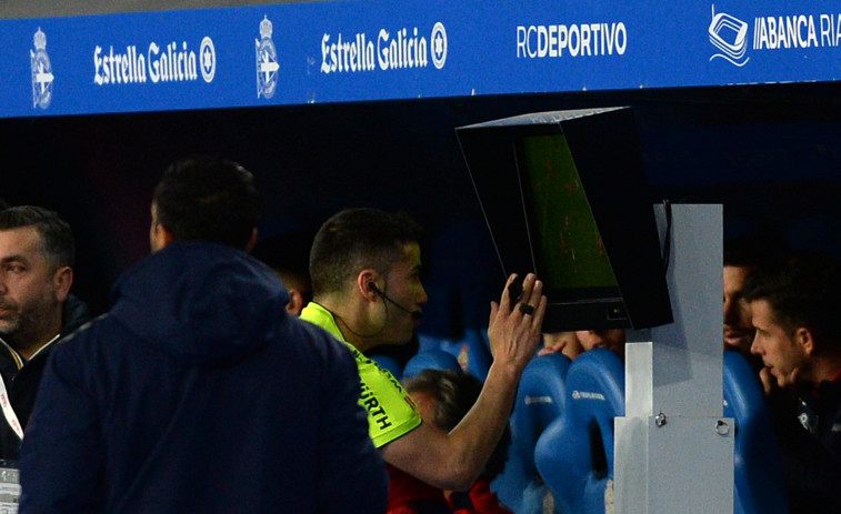 El VAR: misma historia, distinto final para el Deportivo