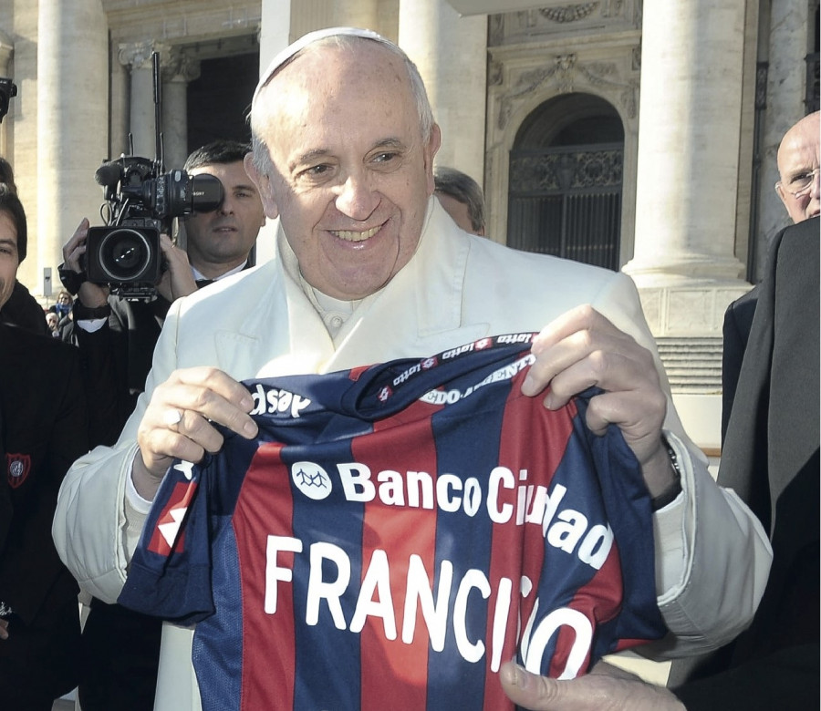 Bergoglio: el cura al que Alfio Basile expulsó por 'mufa' del vestuario de San Lorenzo