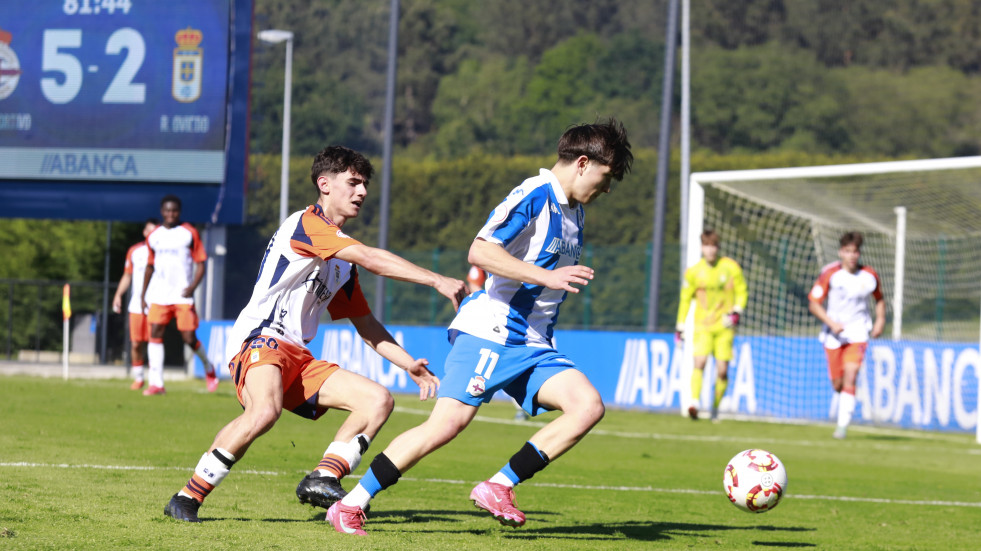 Vendaval ofensivo del Juvenil A para situarse a un punto del título (5-2)