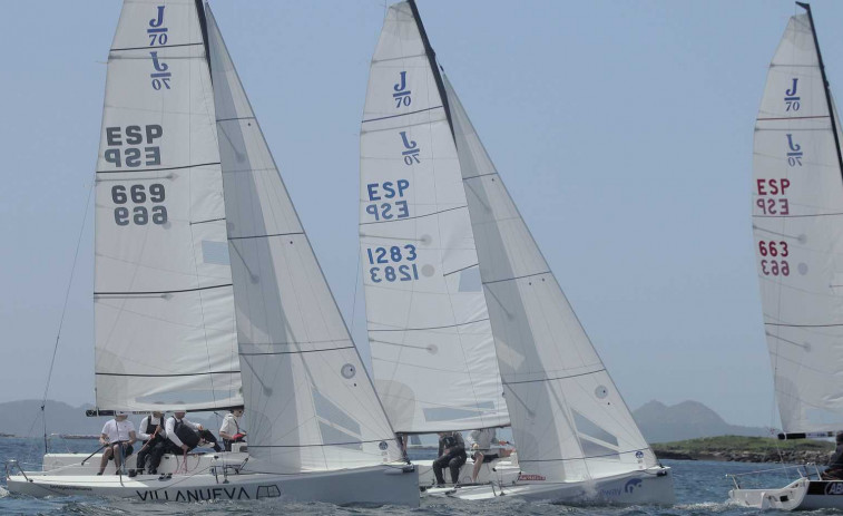 El Valmy (Marina Coruña) acaba quinto en Vigo