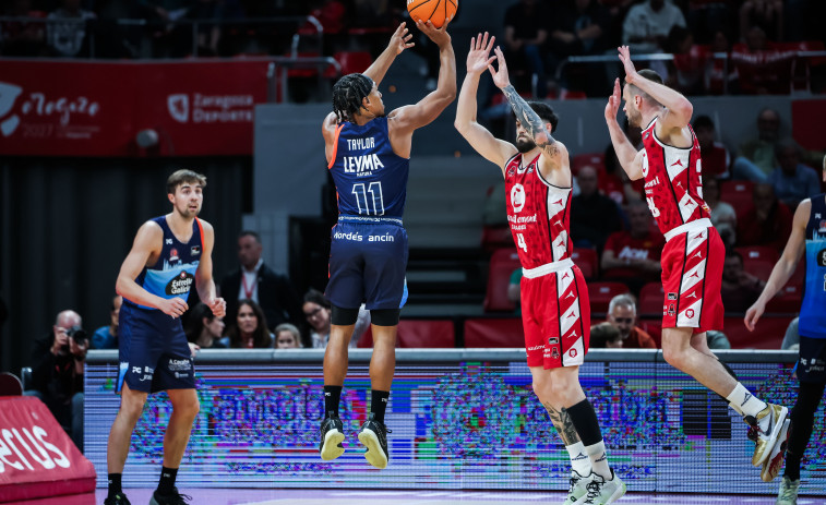 El colapso del Básquet Coruña en Zaragoza llegó desde la línea de tres