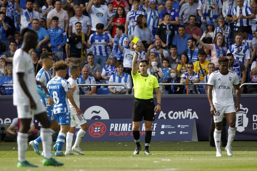Fuentes Molina, árbitro de la final de playoff ante el Albacete, repite en Riazor
