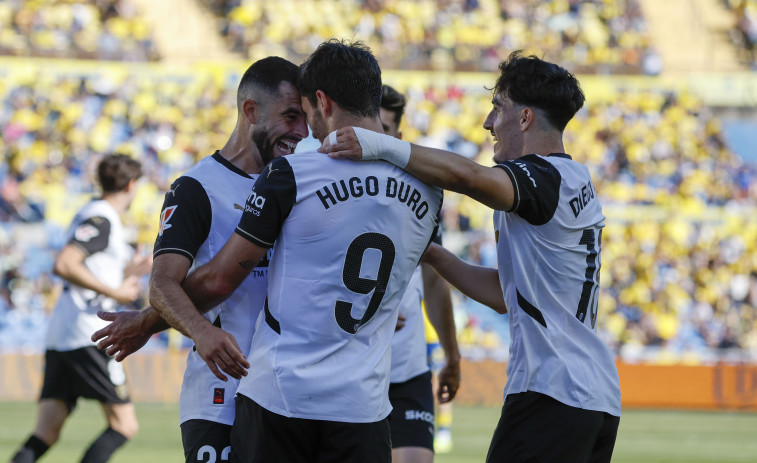 Hugo Duro impulsa al Valencia y hunde a Las Palmas (2-3)