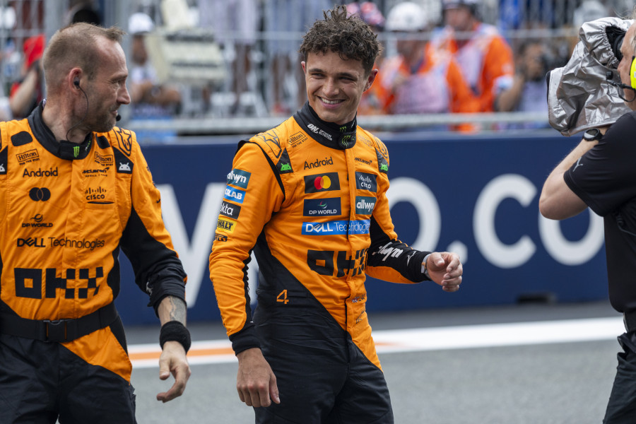 Norris gana el caótico sprint de Miami, que no acaban ni Sainz, ni Alonso