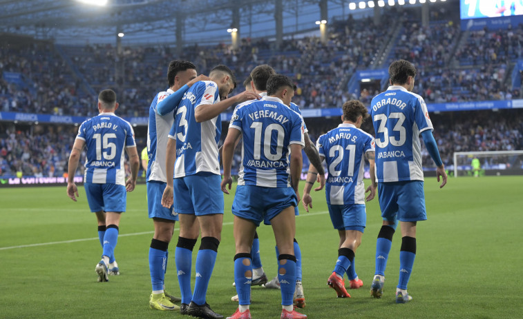 El último reto del Deportivo es la deuda con Riazor