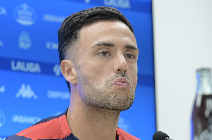 Cristian Herrera amplía su contrato con el Deportivo hasta 2026