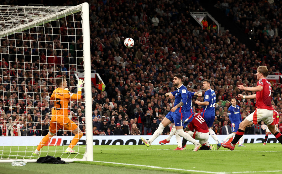 El Athletic queda eliminado en semifinales de la Europa League contra el Manchester (4-1)