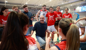 El acierto exterior y los tiros libres condenan a Maristas (46-68)
