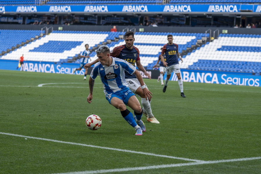 Todo abierto para la vuelta tras el empate entre el Fabril y un UCAM muy rácano (0-0)