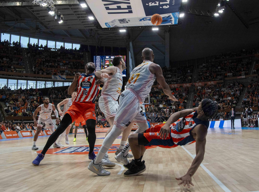 El Leyma Coruña mantiene un equilibrio en la ACB