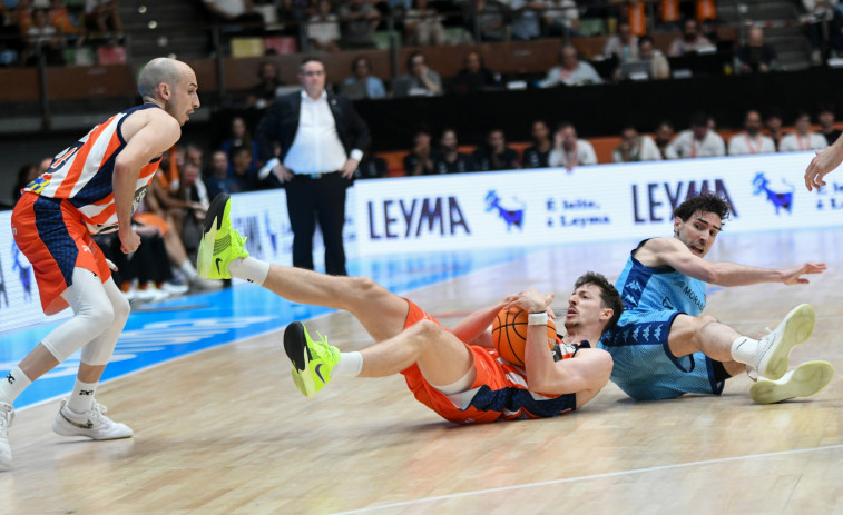 El Leyma Coruña deja sin merienda a su afición (91-104)