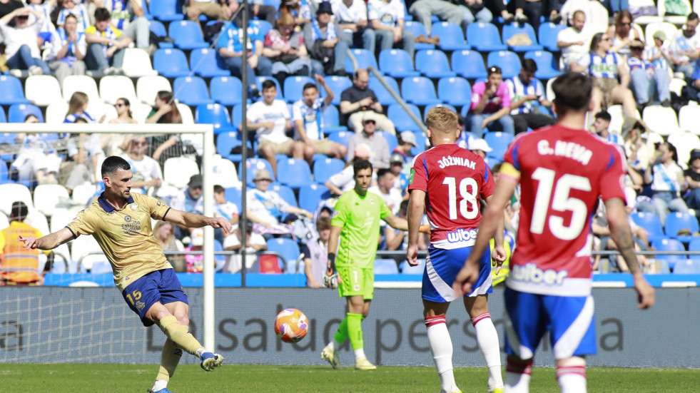 El partido Deportivo - Granada en fotos