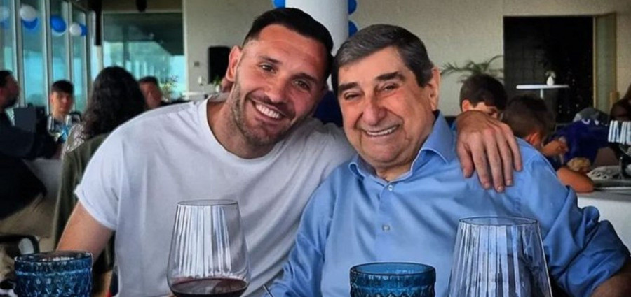 "O noso presi", la imagen con la que Lucas Pérez celebra el 25 Aniversario de la Liga