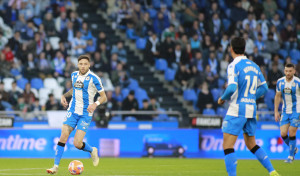 José Ángel sigue como único jugador al margen del grupo en el Dépor
