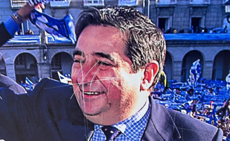 Vandalismo contra Lendoiro en la exposición de los 25 años de la Liga