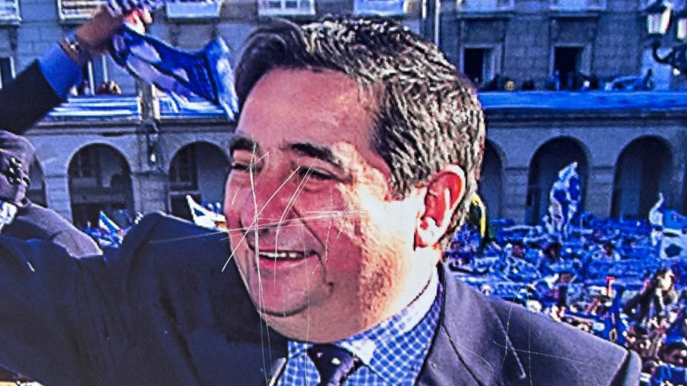 Vandalismo contra Lendoiro en la exposición de los 25 años de la Liga