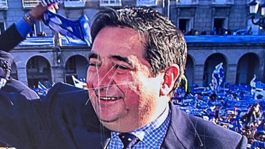 Vandalismo contra Lendoiro en la exposición de los 25 años de la Liga