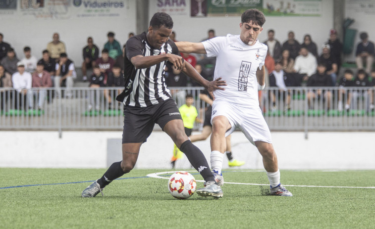 Un Victoria de menos a más sale de A Laracha con empate (0-0)