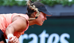 Jéssica Bouzas logra una victoria memorable en Roland Garros