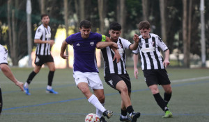 El Montañeros sigue su paseo triunfal y será el rival a batir en Riazor (0-3)