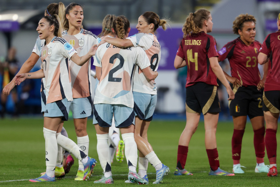 España golea a Bélgica y se jugará el pase a la fase final ante Inglaterra (1-5)