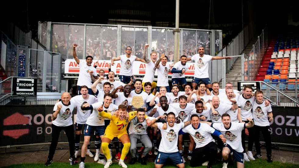 El ex equipo de Eddahchouri asciende a la Eredivisie