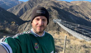 El salto al vacío de un deportivista desde la otra punta del mundo