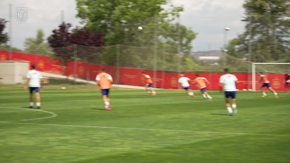 Yeremay ya está con la selección: así fue el golazo con el que aterrizó en Las Rozas