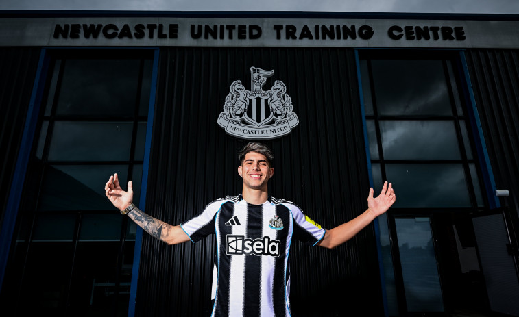 El Newcastle hace oficial el fichaje de la perla del Málaga a coste cero