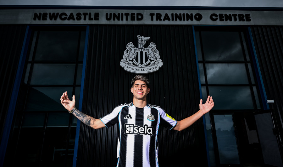 El Newcastle hace oficial el fichaje de la perla del Málaga a coste cero