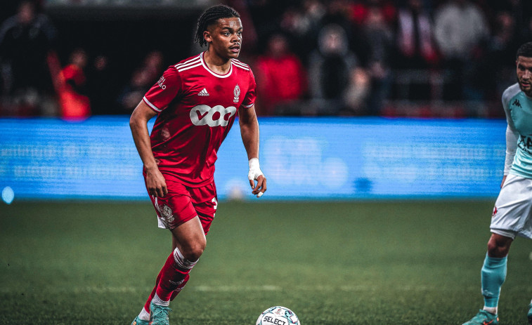 Lucas Noubi se despide del Standard de Lieja
