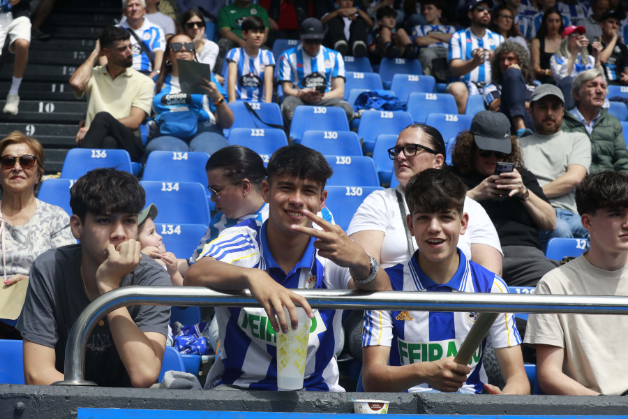 Riazor nota el final sin objetivos: datos y causas de la caída de asistencia media