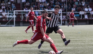 El Victoria encarrila el regreso a Preferente (2-0)