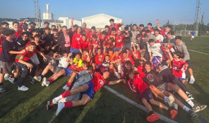 El Imperátor asciende tras superar al Cacheiras en los penaltis