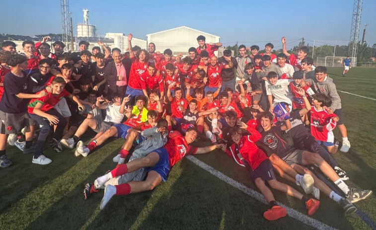 El Imperátor asciende tras superar al Cacheiras en los penaltis