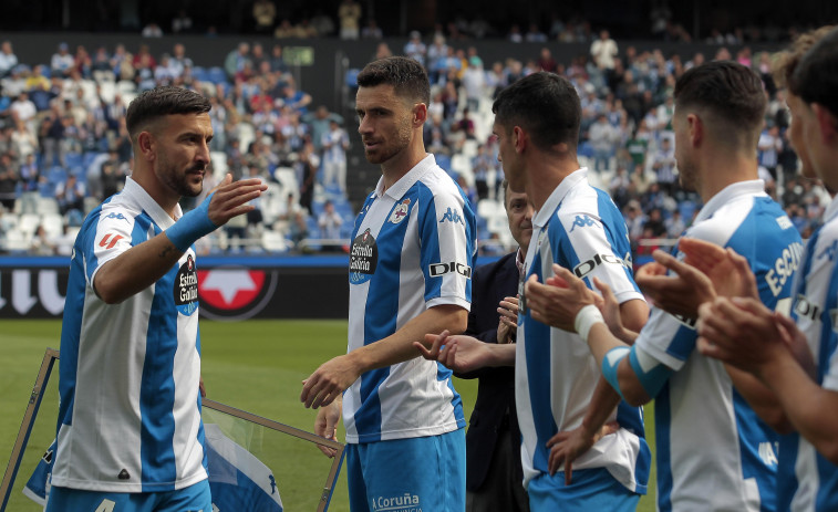 Fugacidad en el Dépor: los jugadores duran 1,4 años de media en el club en esta década