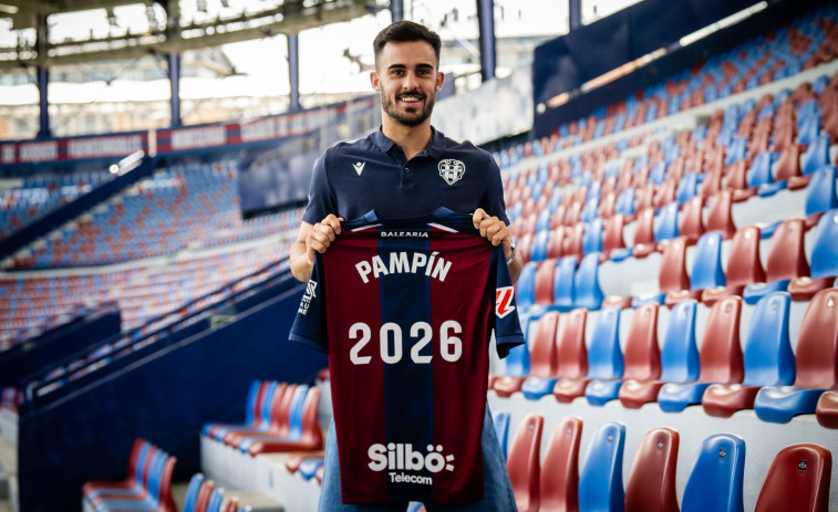 El lateral oleirense Pampín renueva con el Levante hasta junio de 2026
