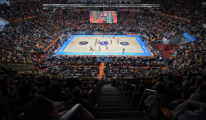 El Básquet Coruña cumple su primer objetivo y retiene las llaves del Coliseum