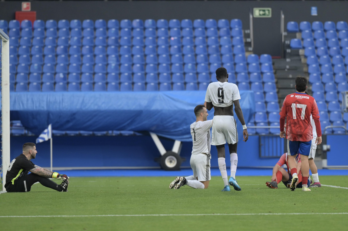 Celebracion gol cano