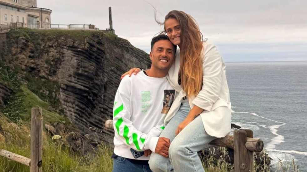 Un jugador del Dépor y una jugadora del Dépor Abanca disfrutan juntos de sus vacaciones