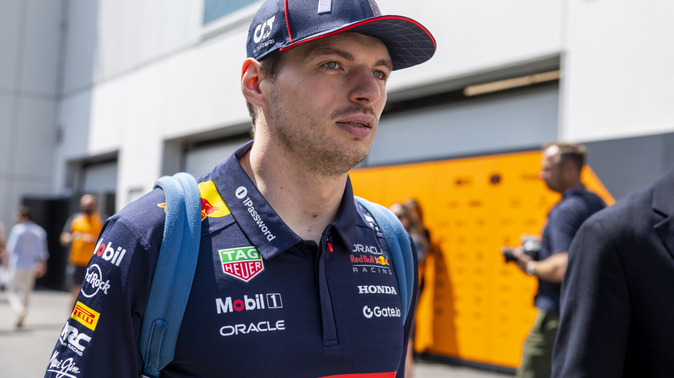 Verstappen por delante de los Williams, Sainz  y Alonso marcaron el tercer y el duodécimo tiempo