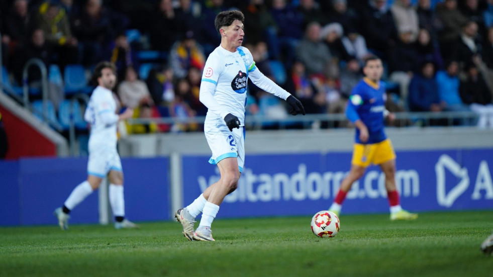 Jairo, pretendido por el Racing de Ferrol, espera al Dépor