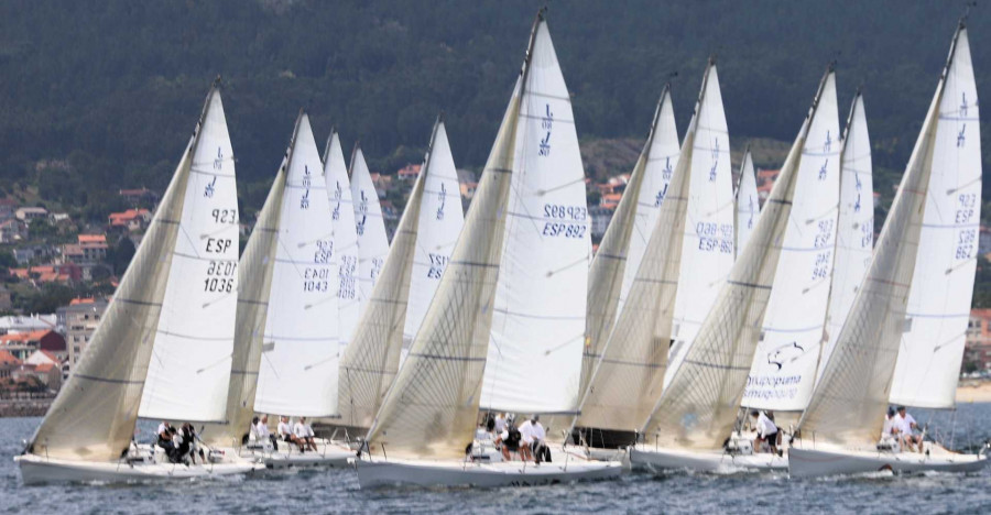 Guillermo Blanco (RCNC), octavo tras el primer día del Ibérico de J80