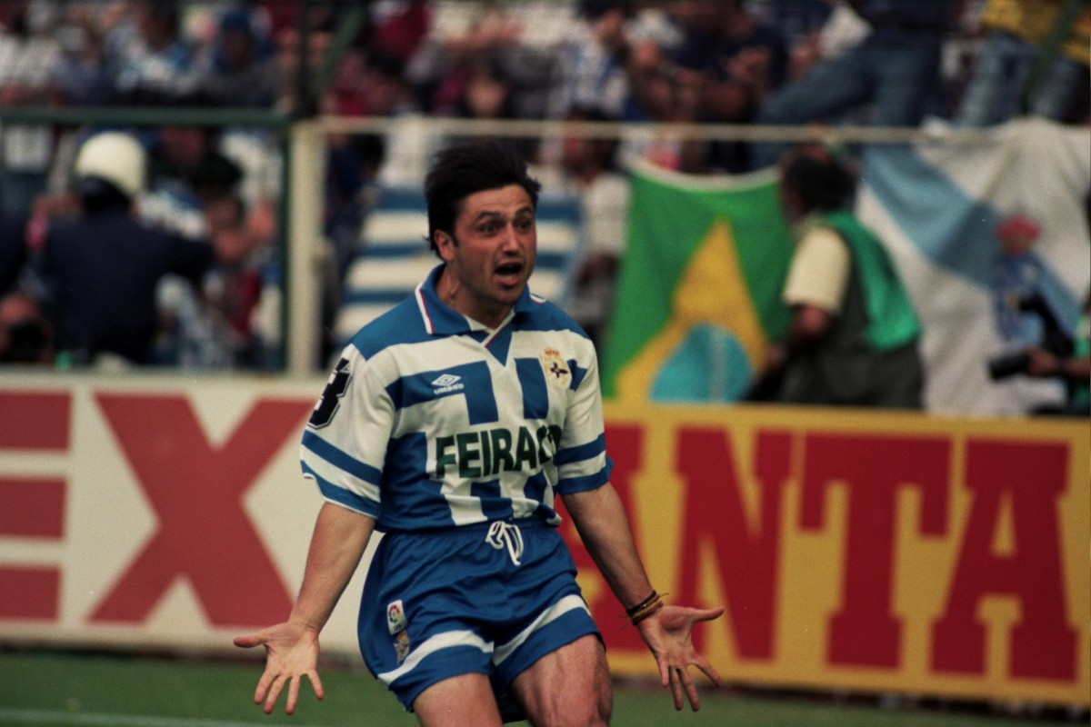 Alfredo celebra el gol al Valencia Archivo